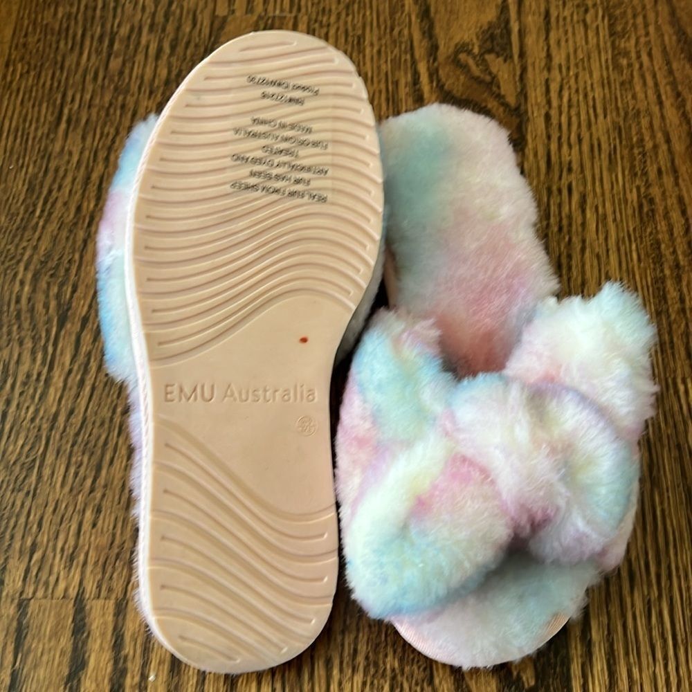 EMU Australia Tie-Dye Mayberry Slippers By Anthropologie W9 - Picture 7 of 8